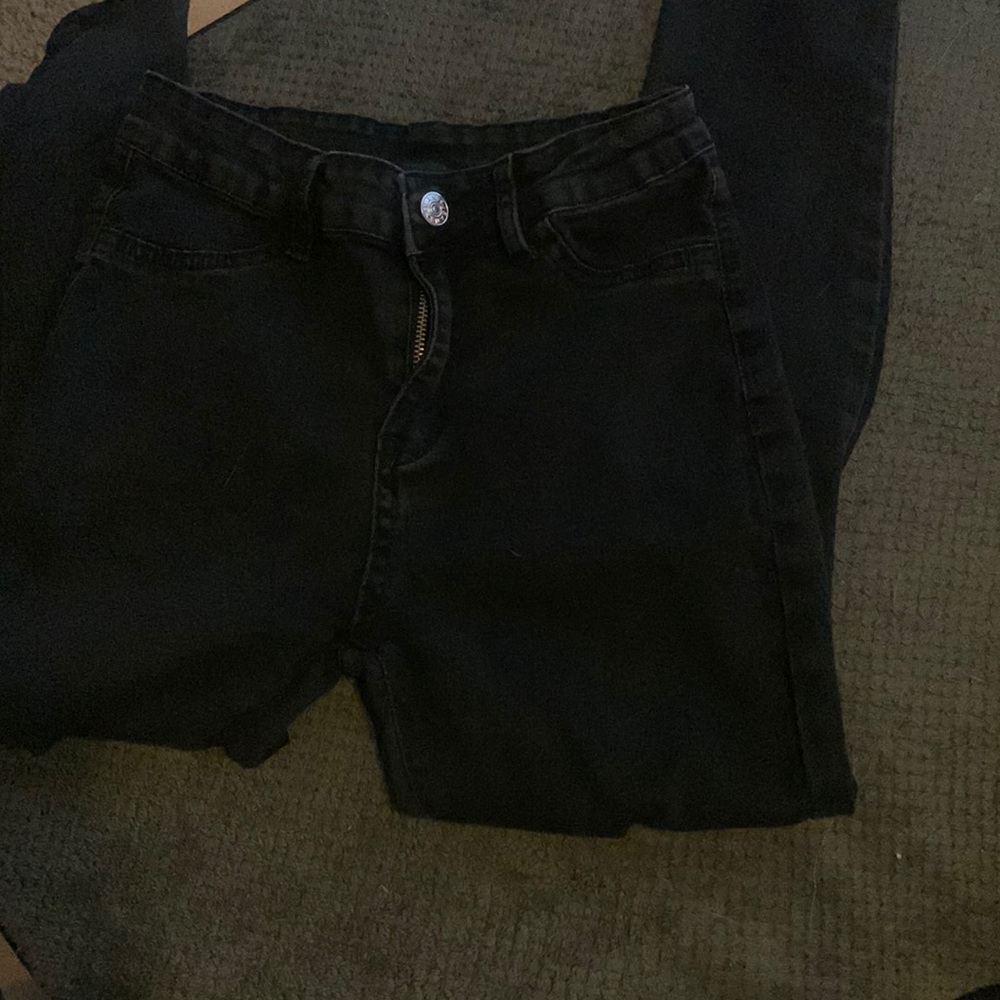 Black ripped jeans